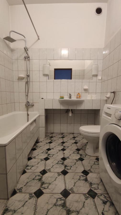 Apartment Near Center - Botanic Garden Wroclaw Luaran gambar